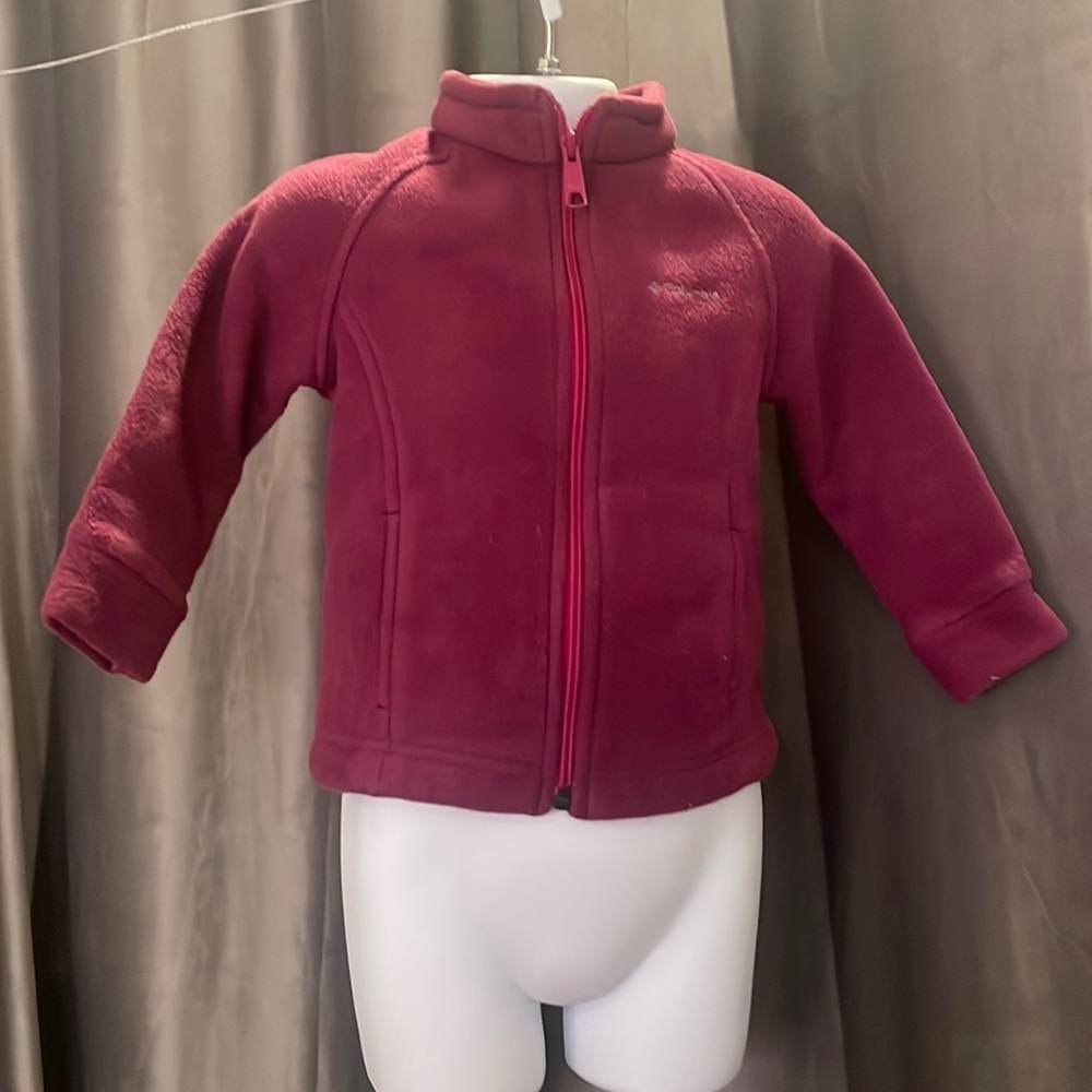 Toddlers Columbia jacket dark pink/purple color. Size 18-24 months
